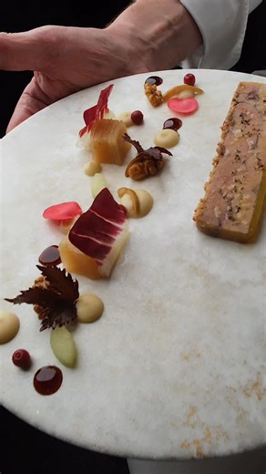 DANIEL | Holiday flavors arrive at DANIEL: our Calvados-infused Foie Gras Terrine with Honeycrisp Apple and Five-Spice Brioche Feuilletée sets the... | Instagram