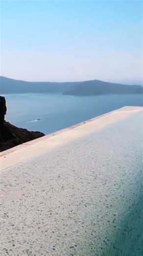 You don’t have to travel to enjoy a resort-like pool. 🗺️ PebbleSheen French Grey is a distinctive, predominantly grey pool finish that produces medium-blue water and offers a refined, comfortable feel. ***** #Pools #PoolFinish #PebbleSheen | Atlantis Pool Plastering