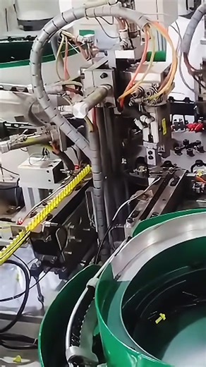 Hey gardeners, farmers, and irrigation enthusiasts! 🌧️ Ever wondered what goes into making the micro - sprinklers that keep your plants perfectly watered? Today, we’re pulling back the curtain—check out our exclusive video showing the FULL production process of our high - quality micro - sprinklers, from raw materials to finished product!​ 🔧 What makes our micro - sprinklers stand out (and what you’ll see in the video!):​ ✅ Premium Materials: We start with food - grade, UV - resistant plastic 