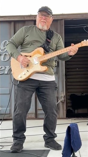 Paradise Band @ The Sawgrass Grove In The Villages Florida