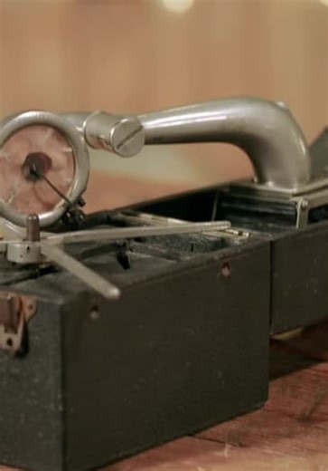 The Repair Shop S02:E11 - Peter Pan Gramophone, Child's Rocking Chair and Shop Register