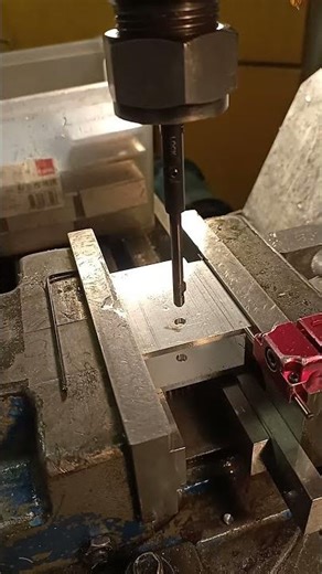 this is very a clever tool for deburring the pivoting holes on the tooley park scriber cradles