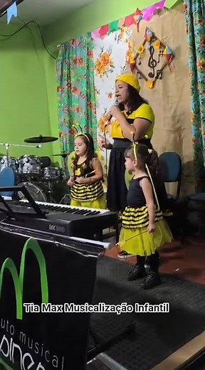Apresentação com minhas aluninhas lindas ❤️ Beatriz e Isabella