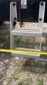 Watch Us Get Ready To Install A GoGreenAPU On This Truck