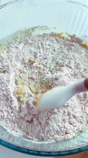 717K views · 2.9K reactions | Zucchini Cake is THAT summer dessert! So soft, so flavorful, and yes—it has veggies in it (but you'd never guess). | Tastes Better From Scratch | Facebook