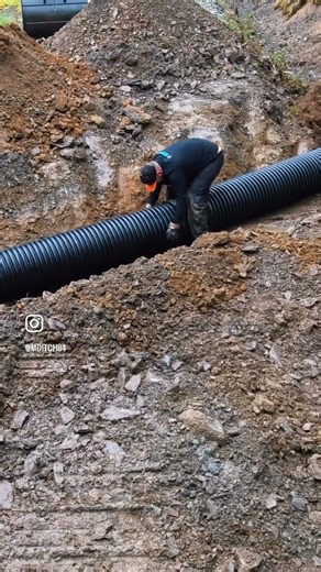 Replacing a collapsed culvert #mditch84 #develon #excavator #forestry #culvert
