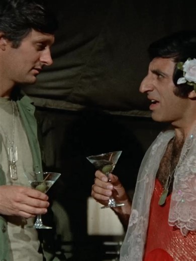 Best scene from M*A*S*H 4077 - Comedy of War 70-80s #MASH #mash4077 #4077 #War #WWI #oldwar #Comedy | Join us: https://www.facebook.com/groups/772465791028529 . | MASH Full Episodes