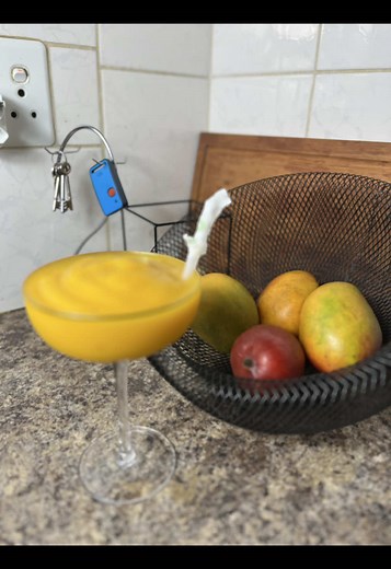 Alcoholic Mango Slush Recipe for Refreshing Drinks