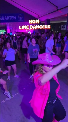 How line dancers Go Wild!