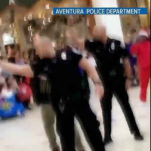 14K views · 313 reactions | POLICE ON THE BEAT! Aventura Police Department officers were at a mall when a flash mob broke out. They headed to the crowd and appeared ready to shut it down. What happened next has made this video go viral! on.wtsp.com/2GCwfnw | 10 Tampa Bay | Facebook