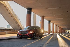 Genesis GV70: Car and Driver 2025 10Best Trucks