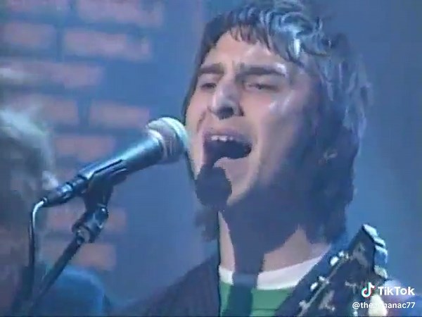 SNL Host Elijah Wood, Musical Guest Jet December 13, 2003