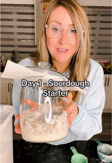 Sourdough Starter Day 1: Easy Recipe Guide