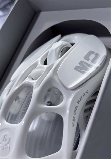 GravaStar Mercury M2 Wireless Gaming Mouse Review