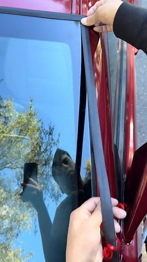 🚗 Car Windshield Rubber Seal—Stop Leaks & Noise! Tired of windshield leaks, wind noise, or drafty cars? This rubber seal fixes it all in minutes! ✅ Blocks water leaks & wind noise ✅ Easy DIY installation (no tools needed) ✅ Durable rubber for long-lasting use Drive quieter, drier, and more comfortable—upgrade your car today! 🛡️ | Realvalidity