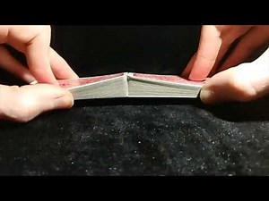 Tabled Faro Shuffle - Slow Motion and Up Close