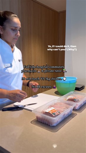 Kayla K | AuDHD chick who lifts on Instagram: "Now or never. 💪🏽 30 minute lunch break and 3kg of chicken to clean. 😜 Only the AuDHD 🇱🇧 daughter would set a challenge like that whilst everyone else takes their lunch break to “chill” out. 😂 No time to chill, we got goals around here…and by goals, that’s obviously code for a hangry stomach growling. lol. 😜 #fitness #motivation #mealprep #gym #pharmacist"