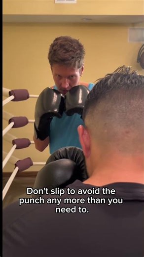 30 Seconds and 1 Tip to Improve your Boxing Ability. Defense - Slipping Punches