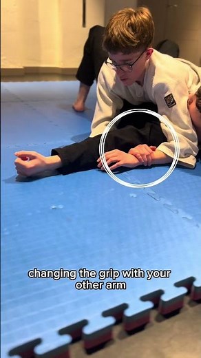 How to do Straight Arm Lock from Side Control #BJJ #educational #beginner Credits to Emihl and Alex