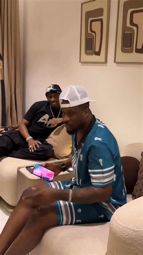 JUX MEETS PETER OF P-SQUARE NIGERIA.....