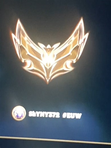 Challenger Players React to My League of Legends Gameplay