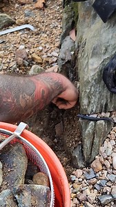 74K views · 526 reactions | Cracking Bedrock #goldprospecting #bedrockminecraft #goldpanning #goldmining #goldrush #goldfever #goldnugget #goldprospector | FishnGold | Facebook