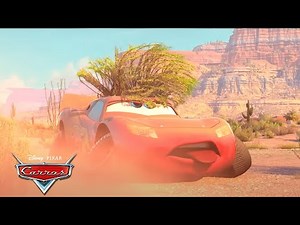 Os Momentos Mais Diverstido de Relâmpago McQueen | Pixar Carros