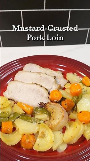 MUSTARD-CRUSTED ROAST PORK LOIN 🥩🍯 Cook once, eat healthy all week long!