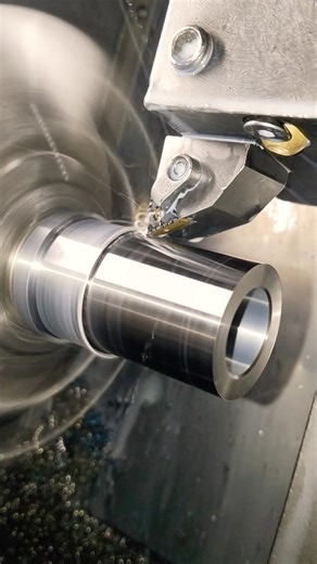 bush turning cutting by tnmg tool holder #cnc #cncmachine #shorts