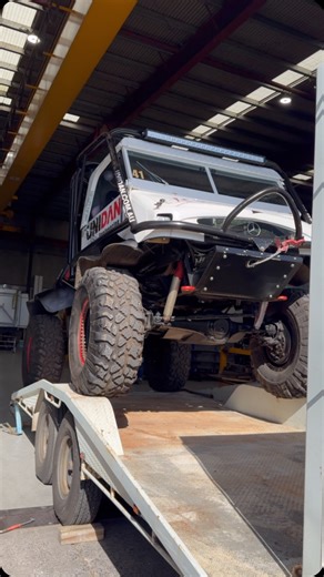 28K views · 665 reactions | We’ve been getting a lot of questions about our U430 Comp Truck from last week’s post! This beast doesn’t see the tracks often, but we got to get it out at Hardkorr’s Weekend of Wheeling. This rig is custom-built and ticking all the offroad boxes. Want a detailed rundown on this rig? Drop a comment below and let us know! #Unidan #UnidanEngineering #Unimog #4x4 #Offroad | Unidan Engineering | Facebook