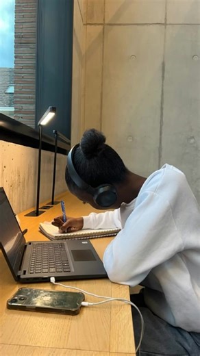 Today is my revision day, and as I was reviewing what I've learned this week in Excel, I decided to go to YouTube for more explanations. I stumbled upon a channel that amazed me with how the creator took the time to break down Excel concepts through a 30-day Excel challenge. If you're struggling with Excel or just want to understand it better, this resource will be of great help to you. Copy the link 👇 to get started. https://youtube.com/playlist?list=PL92LwdfbhlXG4E-u5i7ZnLq2HeQYLVnbM&si=hluLx