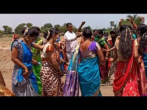 Khandeshi wedding Dance on banjo!!!!