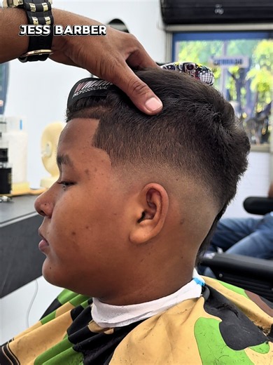 MID FADE tutorial paso a paso #barberosdelmundo #barberoslatinos