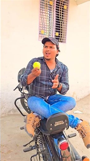 Introducing the "VitaWear SmartBand," a next-generation wearable gadget 🎉that combines healt