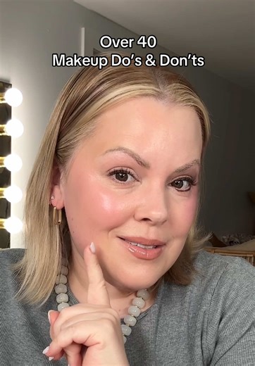 Makeup Tips for Over 40: Easy Techniques