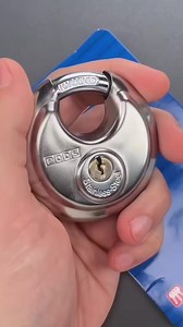 132K views · 1K reactions | Pad lock Vs stick turner and waves rack #tips #tipsandtricks #ideas #experiment #craft #diy | SC Invention | Facebook