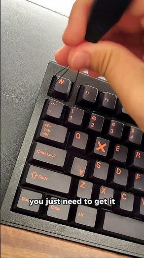 How to Change you keyboard keycaps!