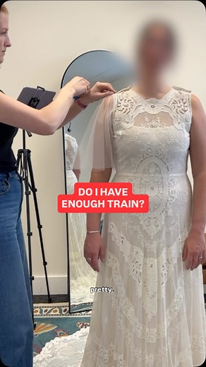 100K views · 532 reactions | This alteration is RARE. Being able to make a flutter sleeve, let alone any sleeve, with a train is hard to do since fabric is limited. This bride also has an intricate design that limits our fabric even more, can we do it? | Heming & Fitz | Facebook