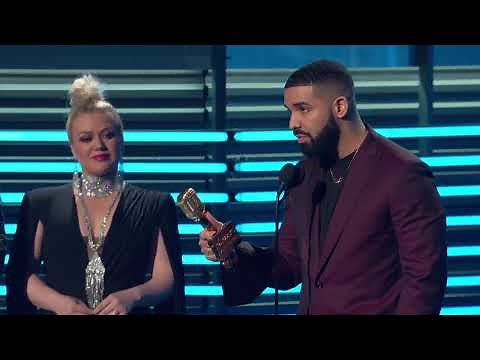 Drake Wins Top Artist - BBMAs 2019