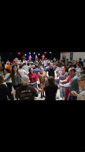 Le magnifique laridé de Fall Foen au fest-noz de Noël du Temple de Bretagne 🎶🤍🖤 🎥 Norbert Fest Noz #festnoz #noël #bretagne #breizh #bertegn | Norbert Fest Noz