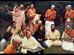GEORGE HARRISON sings HARE KRISHNA with the London Hare Krishnas
