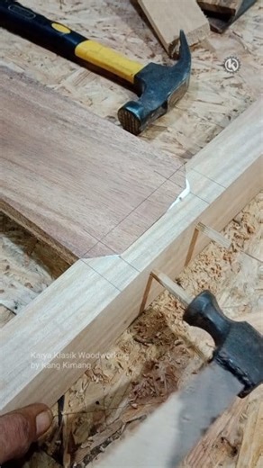 Simple dado joint with both edges angled — my version called Prostek. #woodworking #woodworkingjoint #customwoodworking | Sukiman .