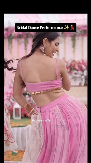 Bridal Dance Performance ✨💃 #bridaldance #bridesuprise #sangeetdance #dance #bride #agabai #shorts