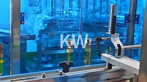 自动化折盒机一键启动，轻松融入各种生产环境，不占空间，即插即用#装盒机#智能包装设备#折盒机