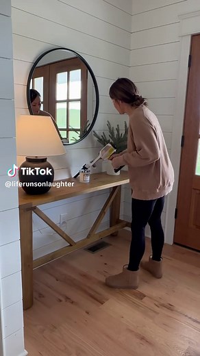 Get your home holiday-ready this season with a brand new vacuum from @Kohl’s ! The new Shark®️Cordless Detect Pro Vacuum makes cleaning easier than ever. Its smart design can automatically detect dirt and boost its power when needed. And the Clean Sense IQ tells you when your floors are clean! Clean smarter not harder this holiday season and grab the new @Shark Home vacuum from Kohls! #KohlsPartner #KohlsFinds