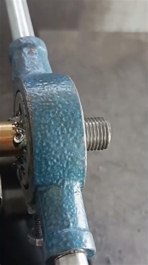 How to repair damaged external threads