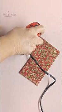 Easy to make!! Mini Triangle Gift Bags Coin purse #sewing #diy #tutorial