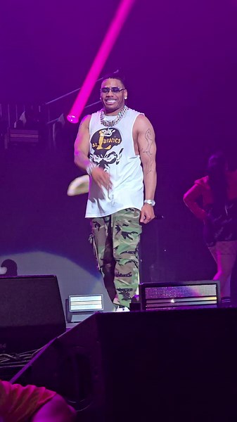 Apple Bottom Jeans: Fashion Trends and Outfit Ideas