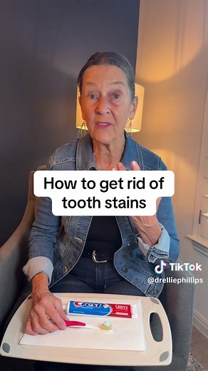 How to Remove Tooth Stains Naturally