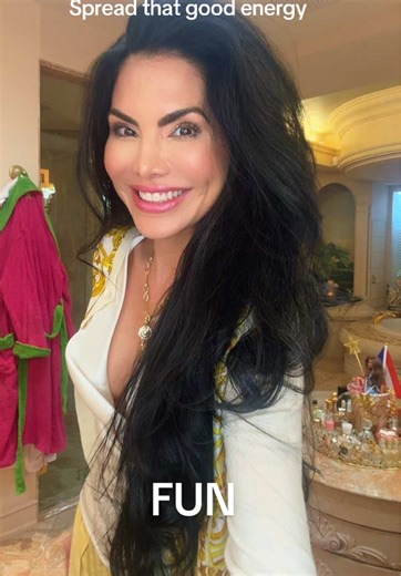 Diviértete! Víve al Maximo! Y riega buena energía! Life is fun! Live it!!!! Spread good vibes. #aintitfun #fyp #positiveenergy #boricua #paratii